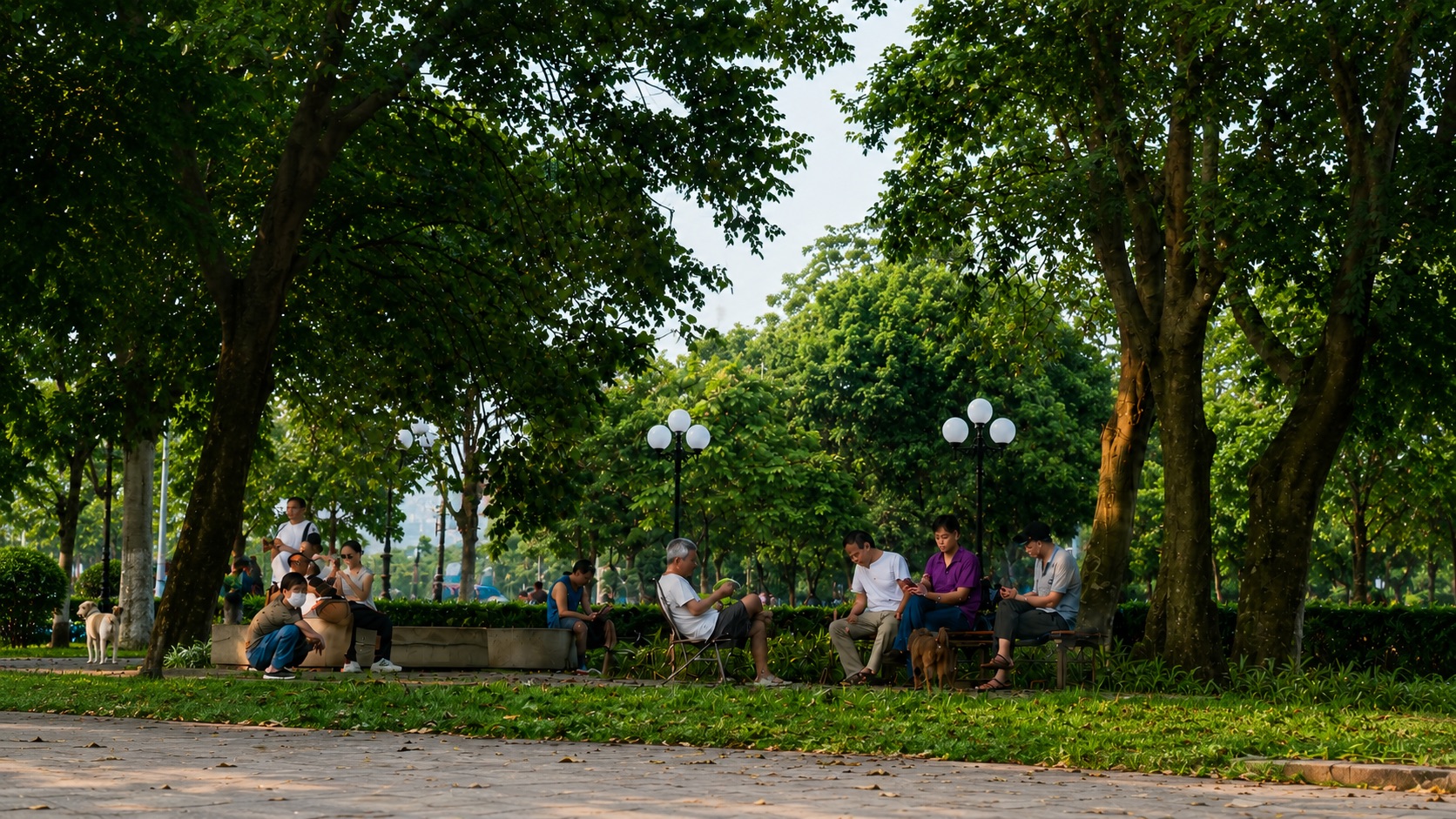Cột đèn công viên bố trí dọc lối đi trong khu đô thị